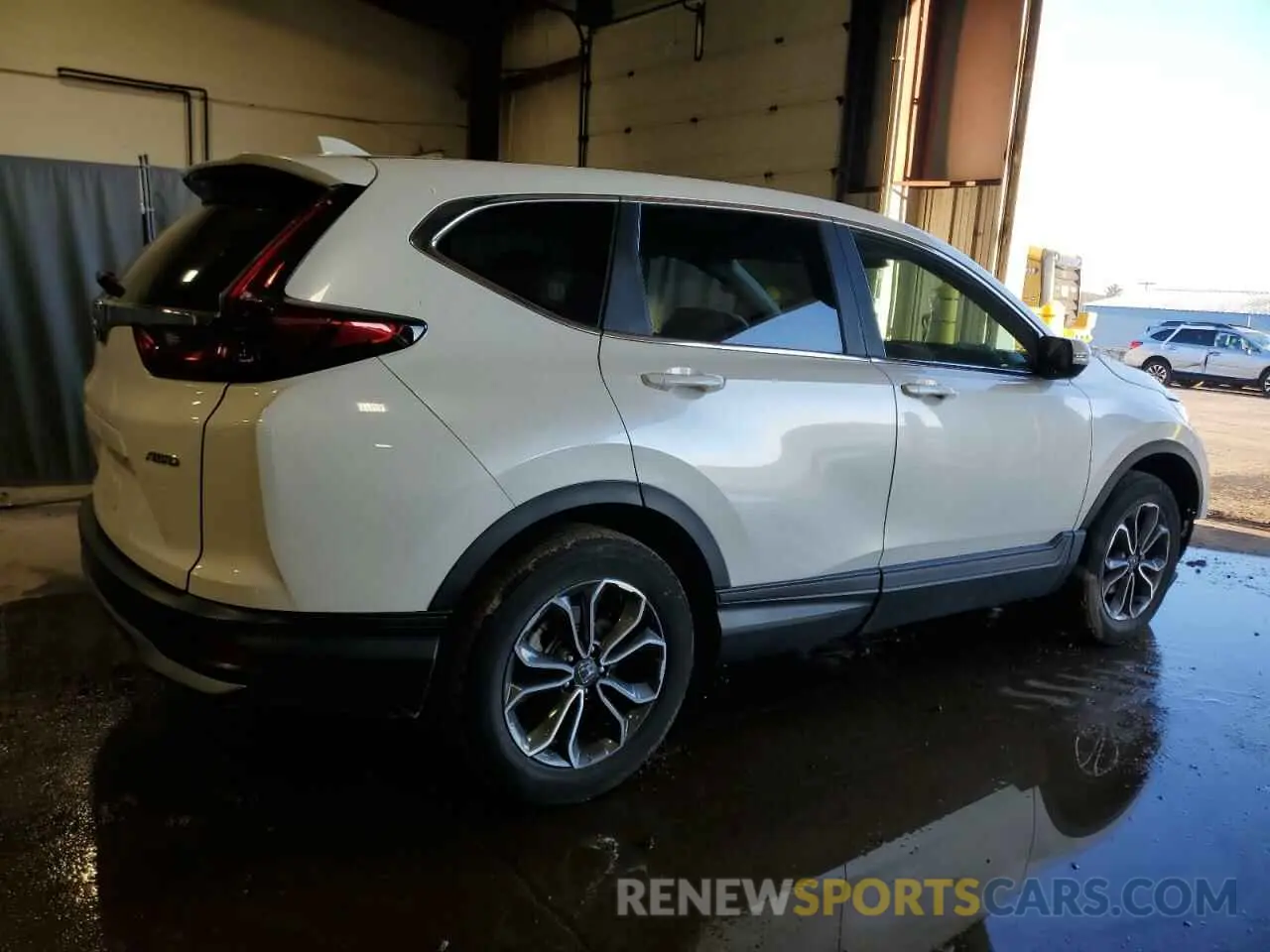 3 Photograph of a damaged car 5J6RW2H82MA014469 HONDA CRV 2021