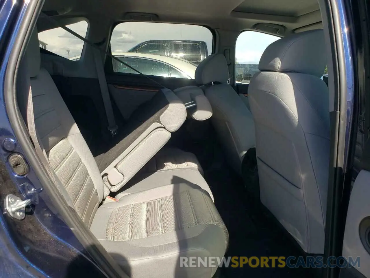 11 Photograph of a damaged car 7FART6H55ME018555 HONDA CRV 2021