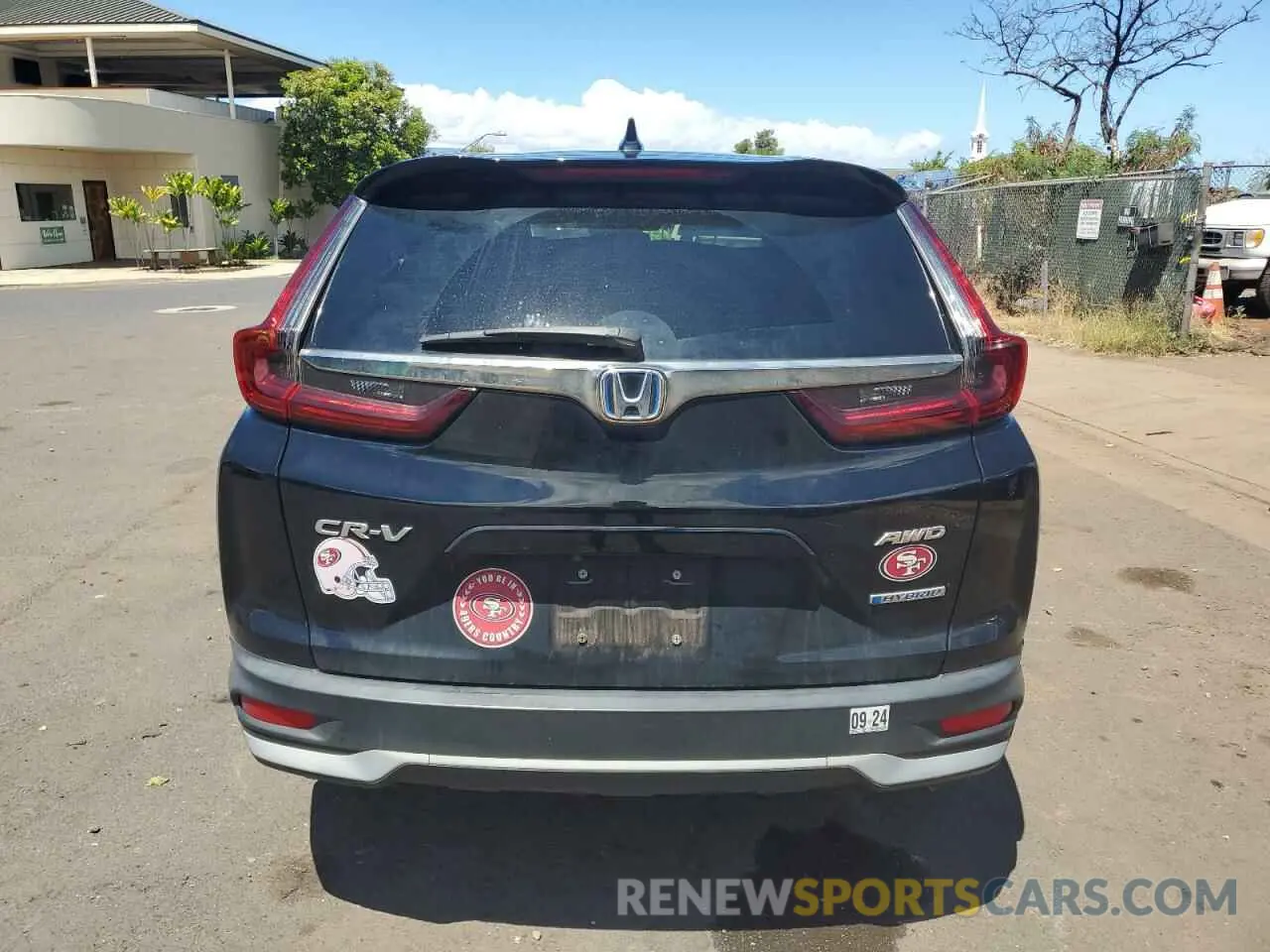 6 Photograph of a damaged car 7FART6H82ME034660 HONDA CRV 2021