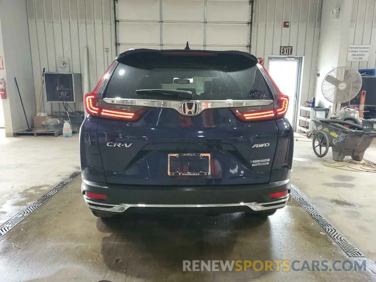 6 Photograph of a damaged car 7FART6H91ME015686 HONDA CRV 2021