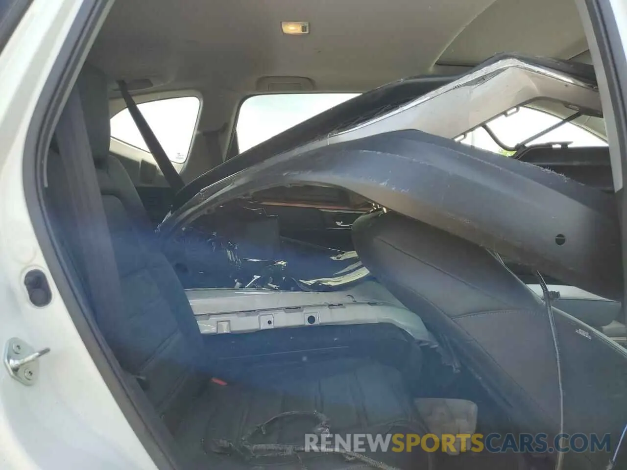 11 Photograph of a damaged car 7FART6H93ME033641 HONDA CRV 2021