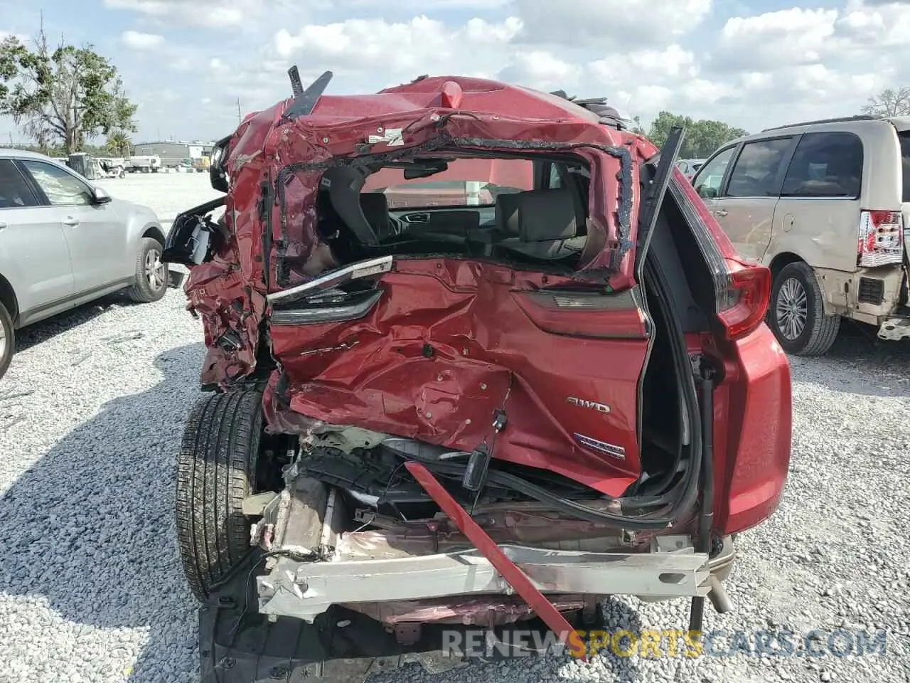 6 Photograph of a damaged car 7FART6H99ME035586 HONDA CRV 2021