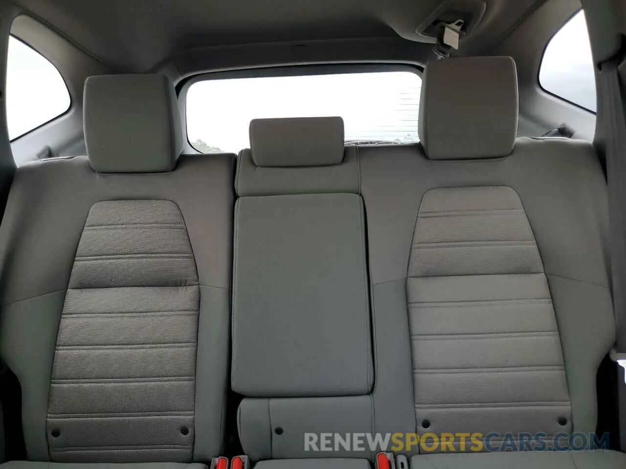 10 Photograph of a damaged car 2HKRW1H55NH401761 HONDA CRV 2022