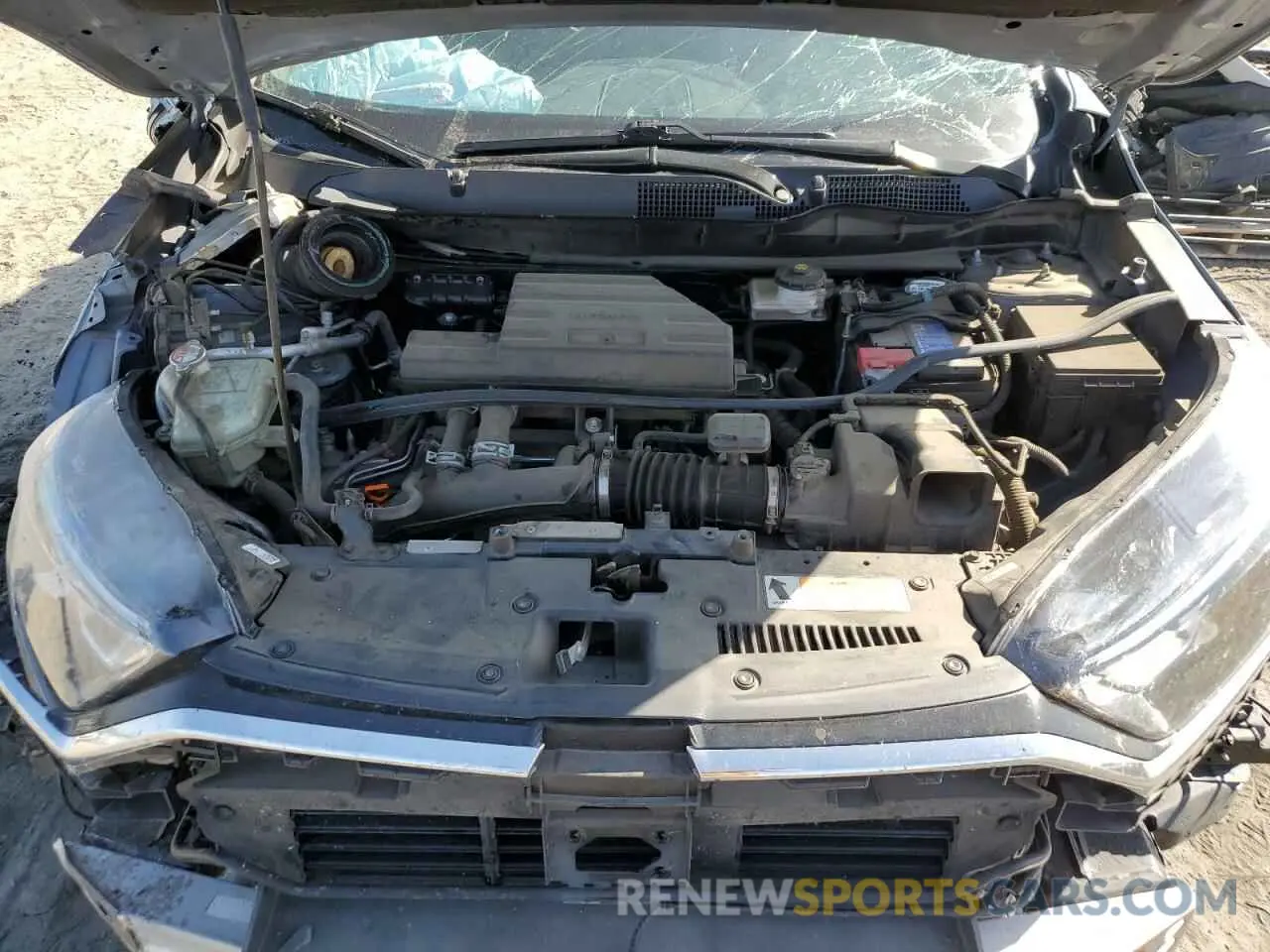 12 Photograph of a damaged car 2HKRW1H86NH401181 HONDA CRV 2022