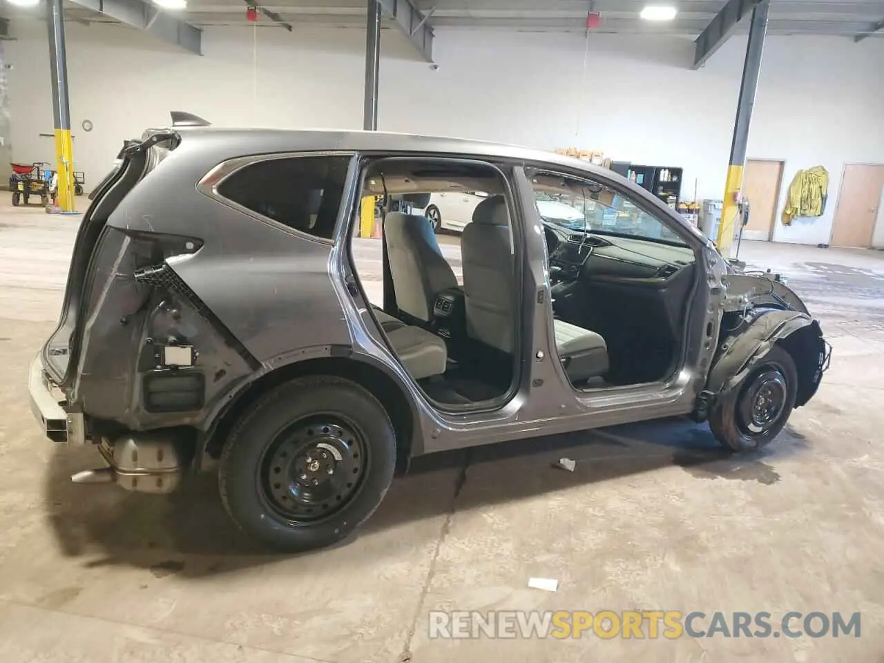 3 Photograph of a damaged car 2HKRW2H50NH600982 HONDA CRV 2022