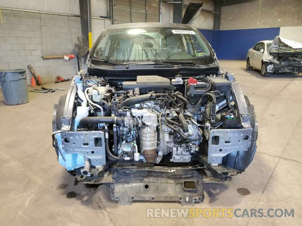 5 Photograph of a damaged car 2HKRW2H50NH600982 HONDA CRV 2022