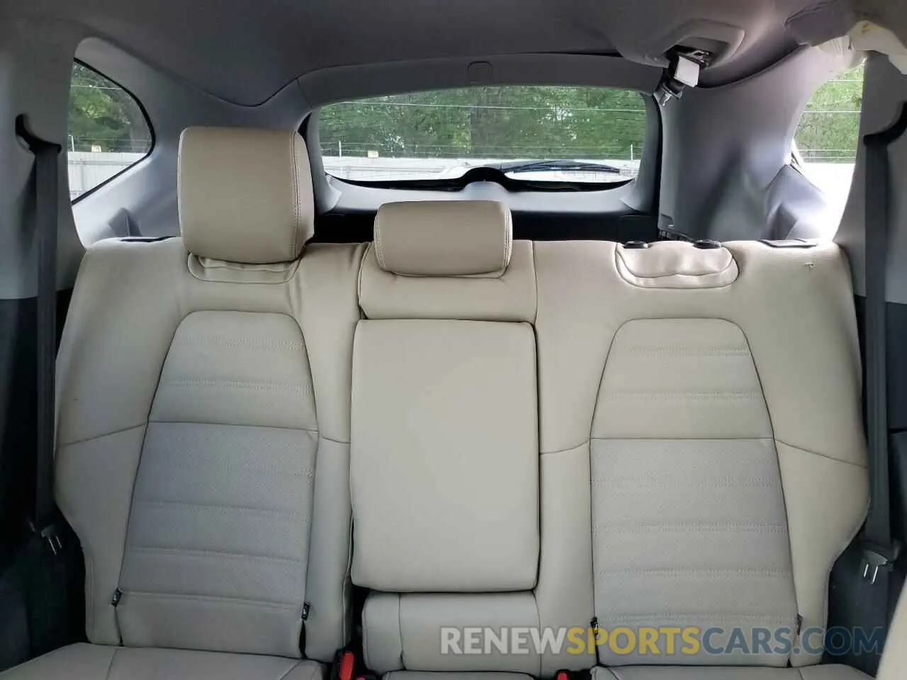 10 Photograph of a damaged car 2HKRW2H52NH622062 HONDA CRV 2022