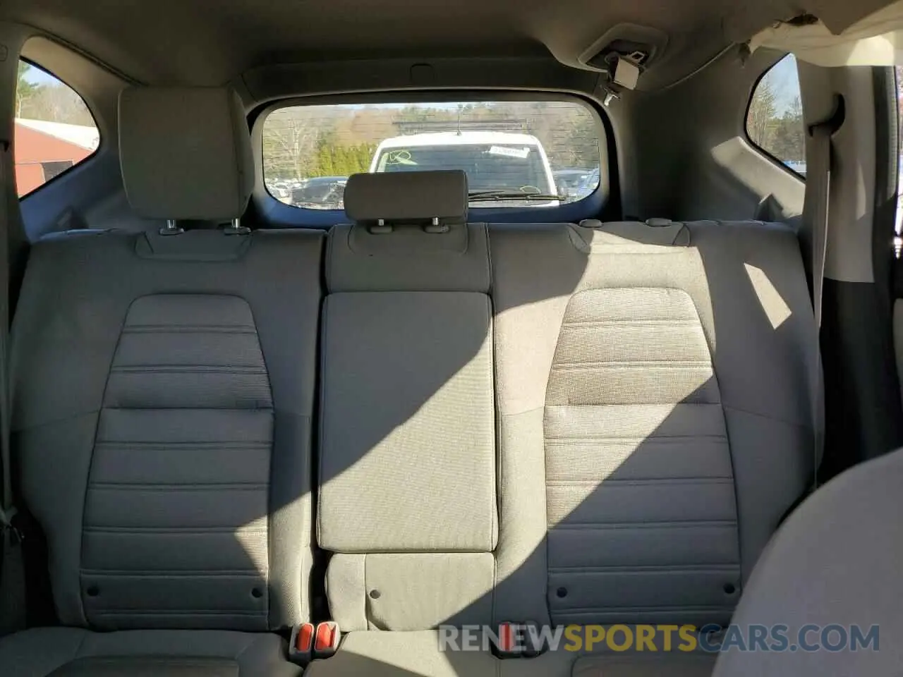 10 Photograph of a damaged car 2HKRW2H53NH609871 HONDA CRV 2022