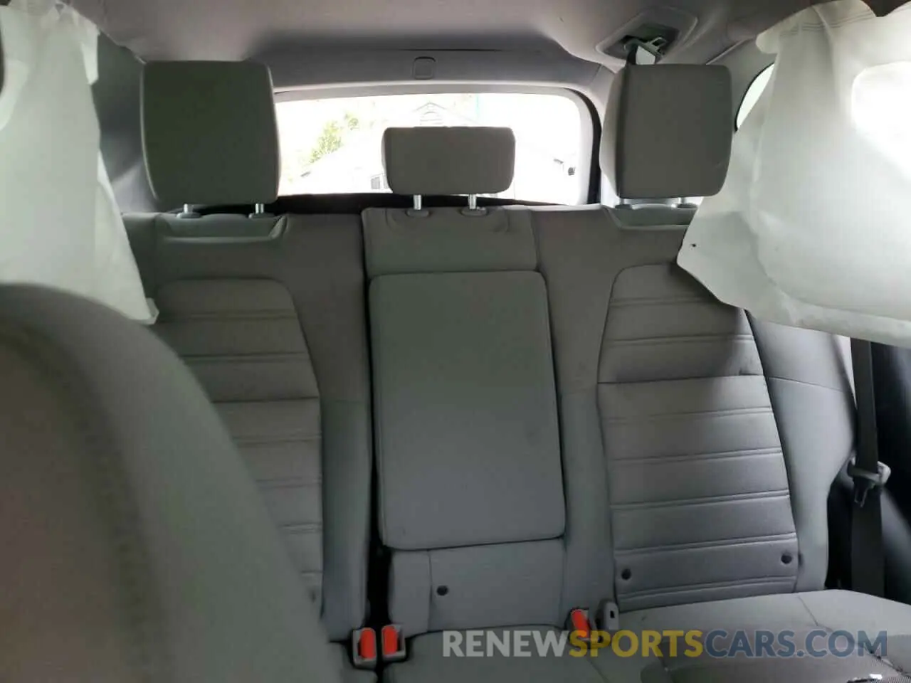 10 Photograph of a damaged car 2HKRW2H58NH646902 HONDA CRV 2022