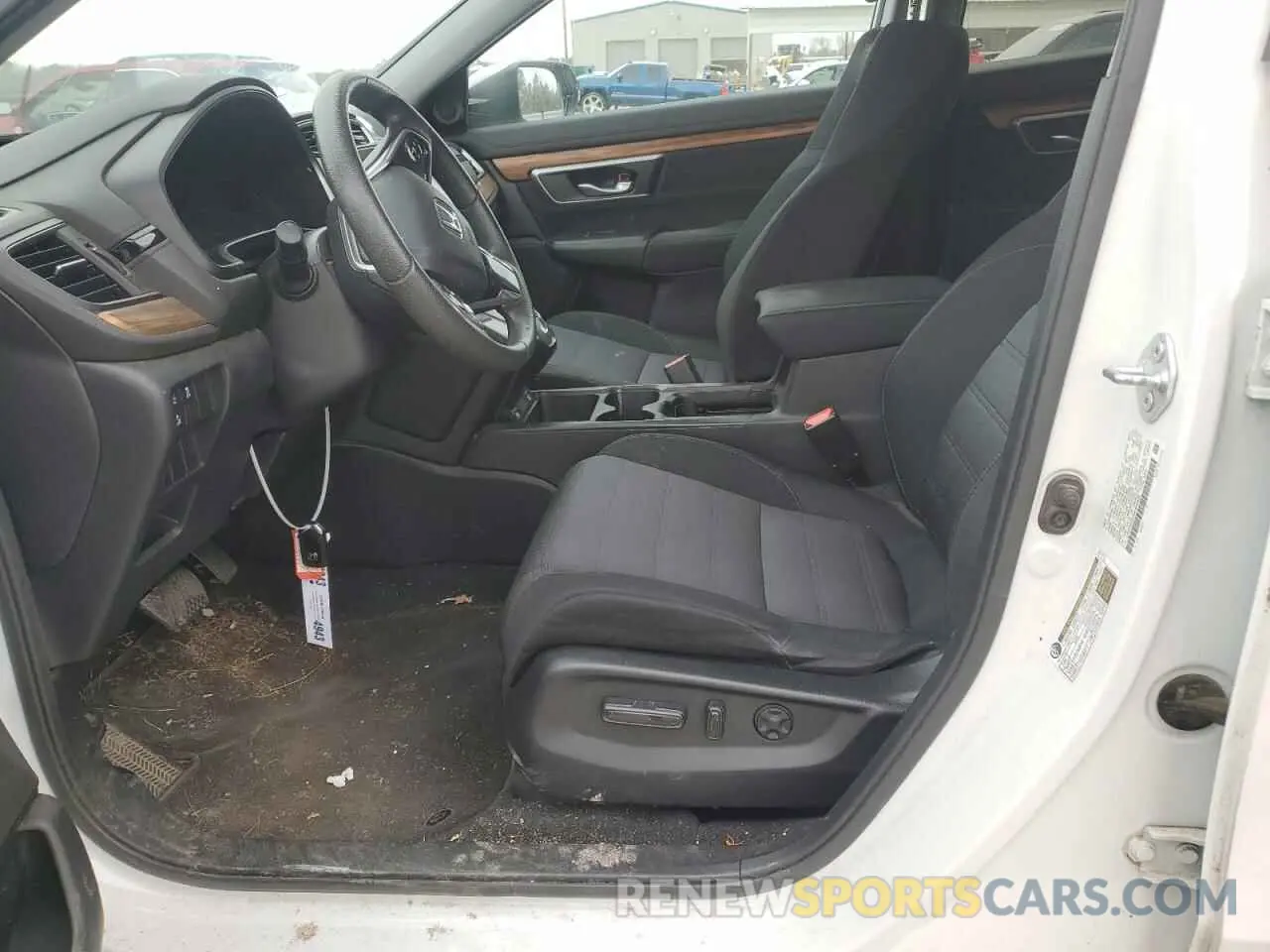 7 Photograph of a damaged car 2HKRW2H5XNH626926 HONDA CRV 2022