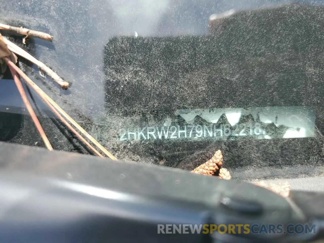 13 Photograph of a damaged car 2HKRW2H79NH622187 HONDA CRV 2022