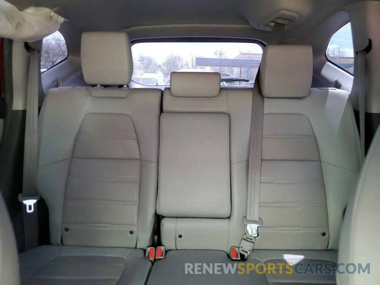 10 Photograph of a damaged car 2HKRW2H81NH669125 HONDA CRV 2022