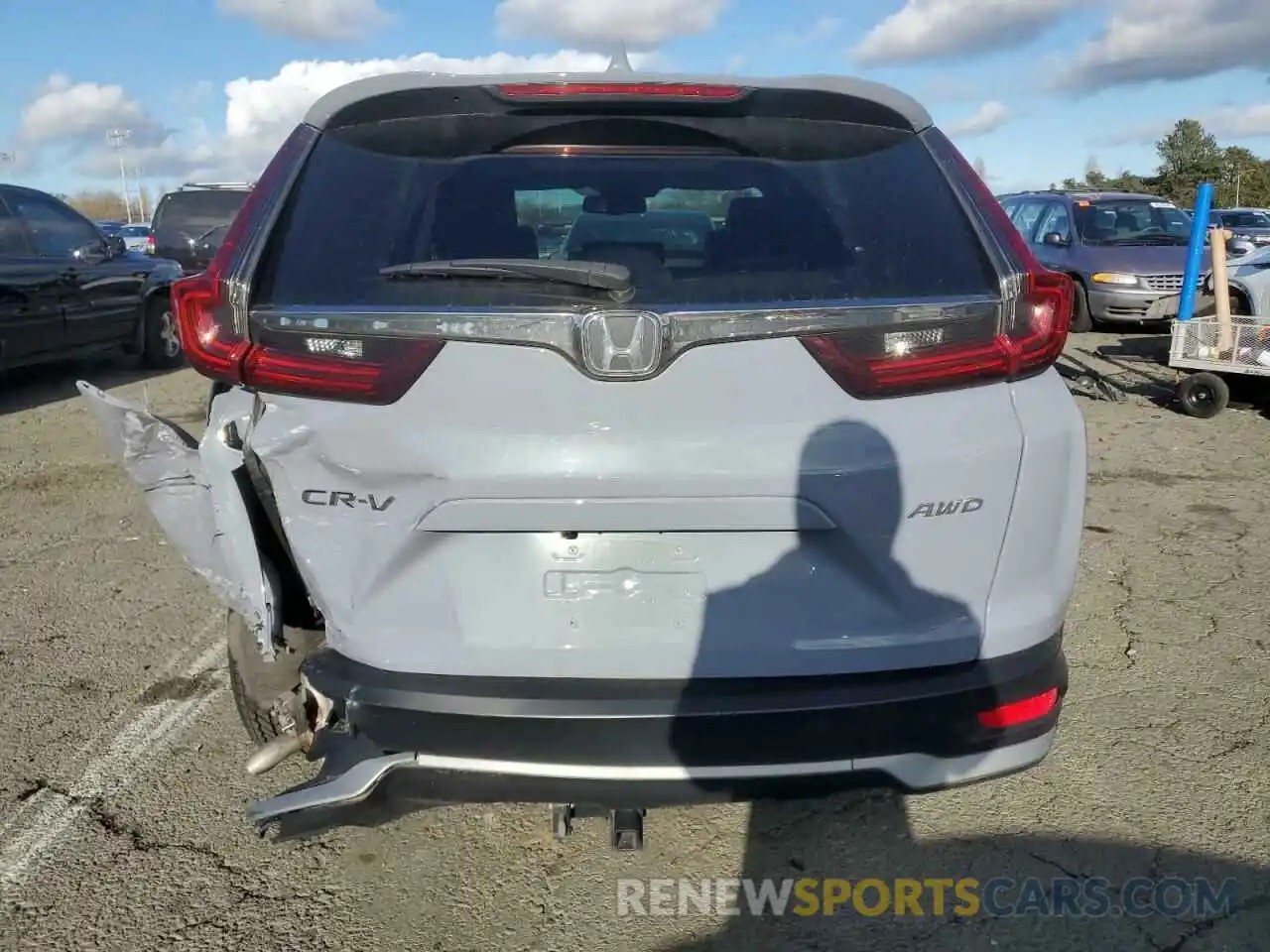 6 Photograph of a damaged car 2HKRW2H82NH648087 HONDA CRV 2022