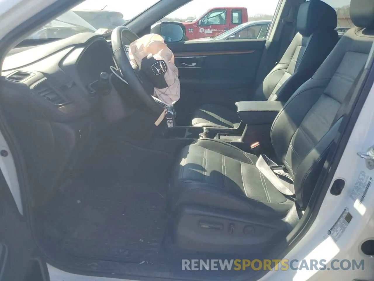 7 Photograph of a damaged car 2HKRW2H89NH618083 HONDA CRV 2022