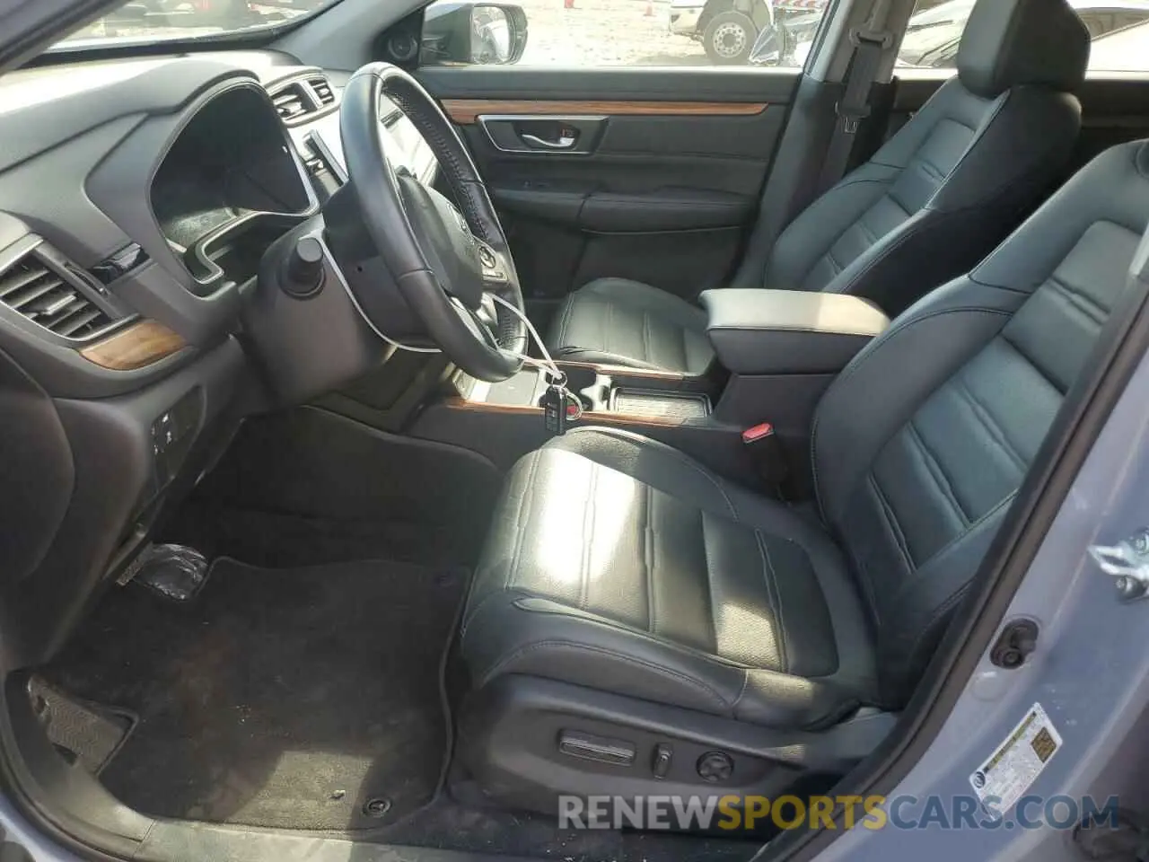7 Photograph of a damaged car 2HKRW2H8XNH605813 HONDA CRV 2022