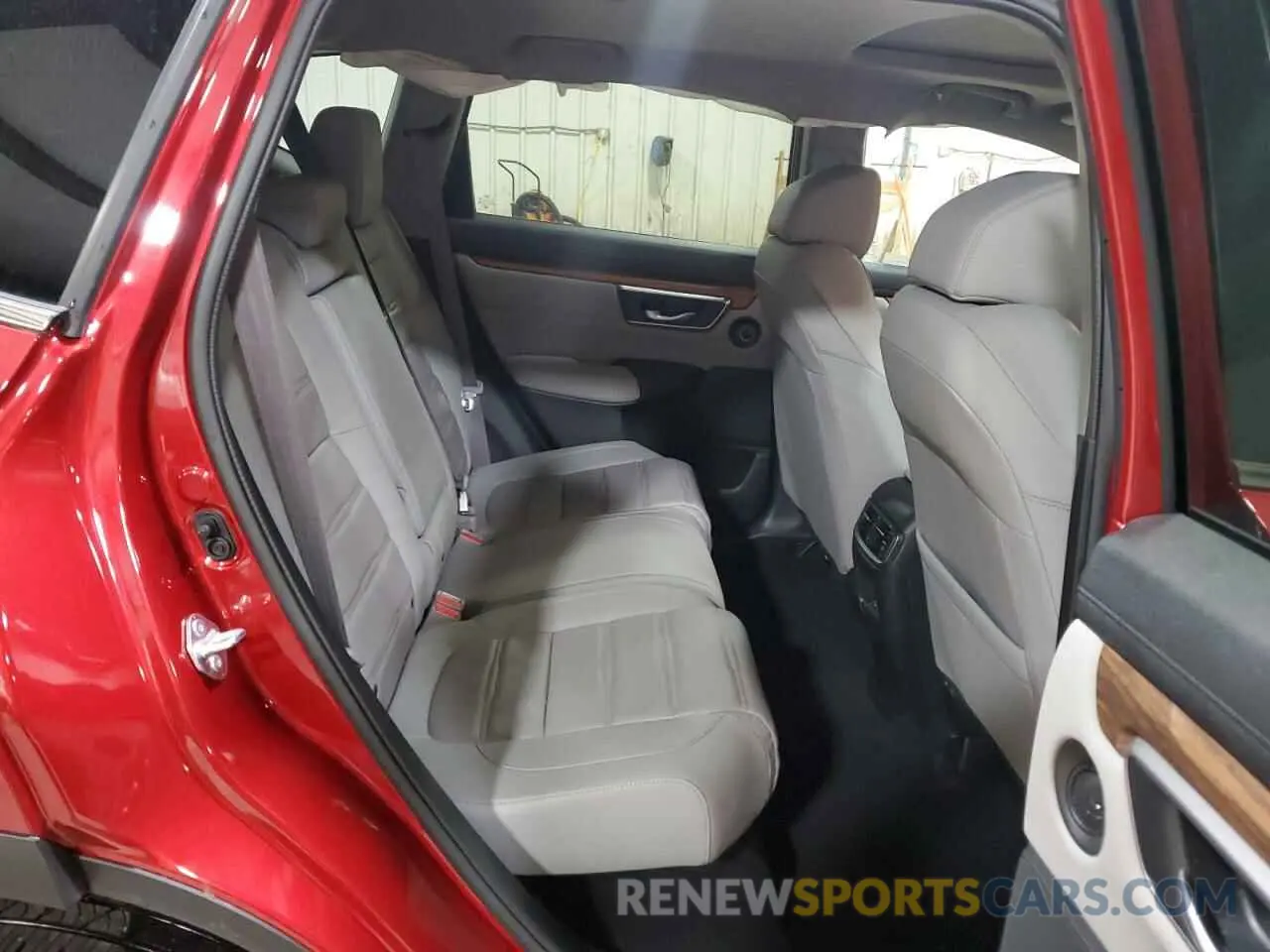 11 Photograph of a damaged car 2HKRW2H96NH648893 HONDA CRV 2022