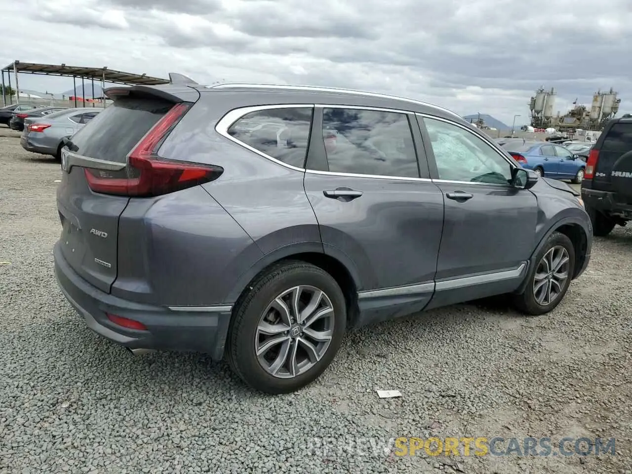 3 Photograph of a damaged car 2HKRW2H96NH653348 HONDA CRV 2022