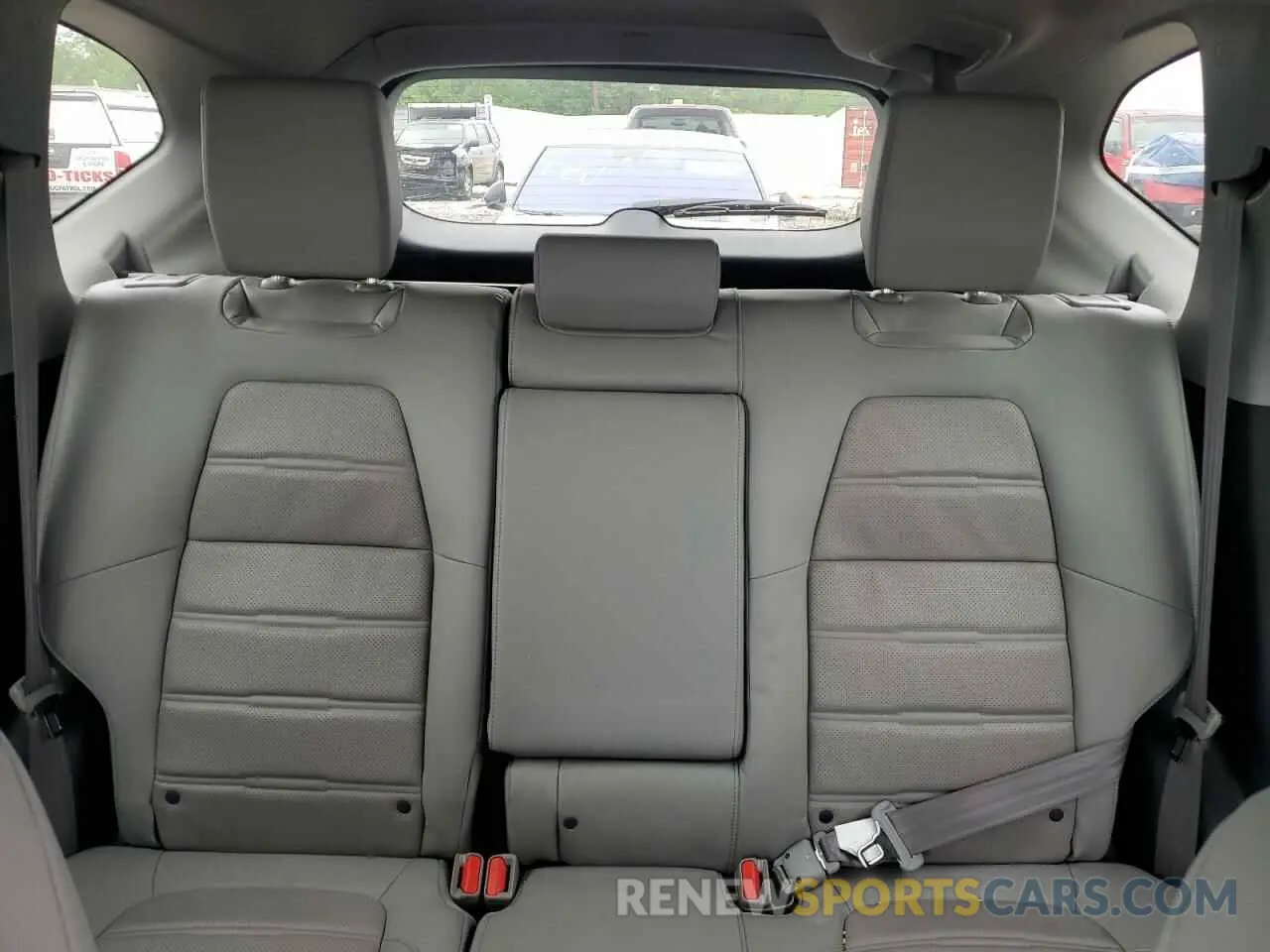 10 Photograph of a damaged car 2HKRW2H99NH669009 HONDA CRV 2022