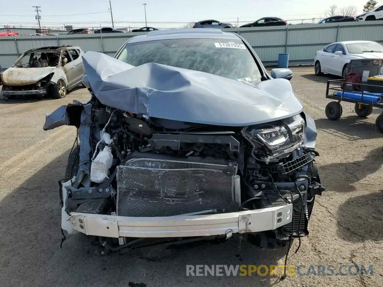 5 Photograph of a damaged car 5J6RT6H50NL010738 HONDA CRV 2022