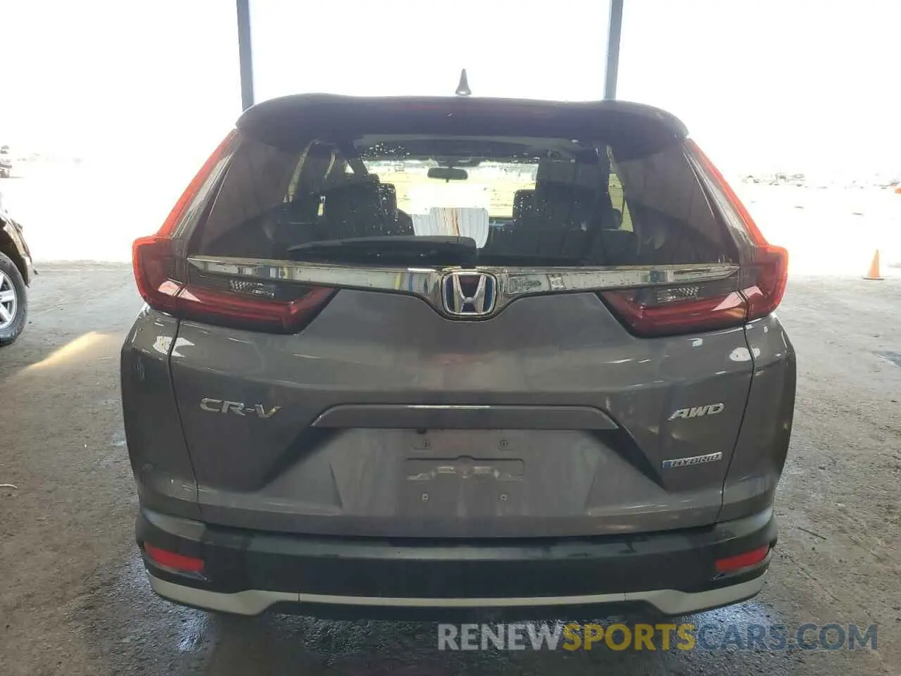 6 Photograph of a damaged car 5J6RT6H58NL038156 HONDA CRV 2022