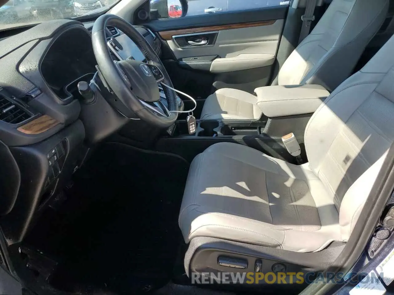 7 Photograph of a damaged car 5J6RT6H82NL021296 HONDA CRV 2022