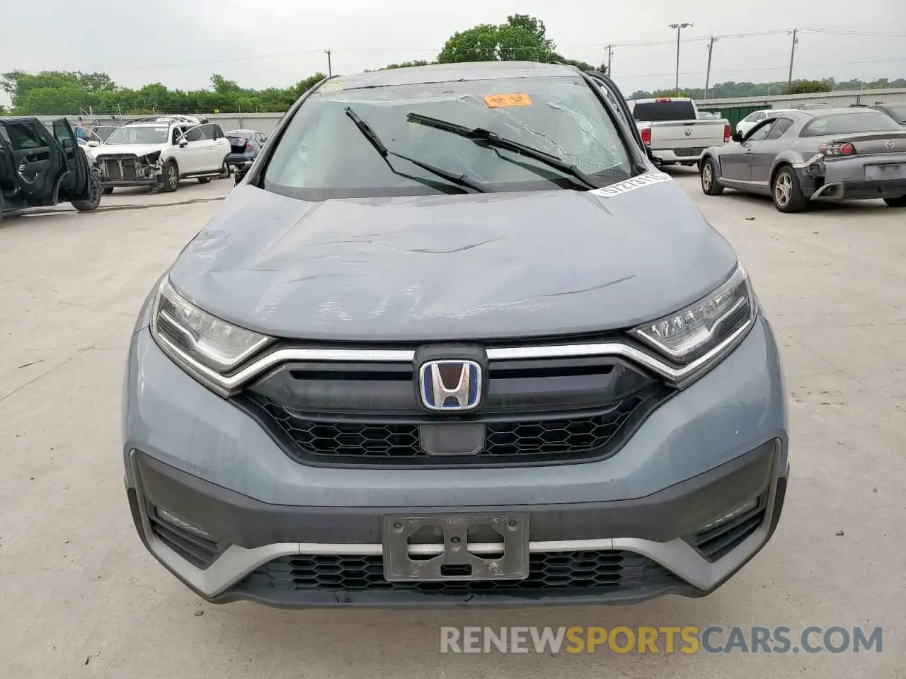 5 Photograph of a damaged car 5J6RT6H84NL009554 HONDA CRV 2022