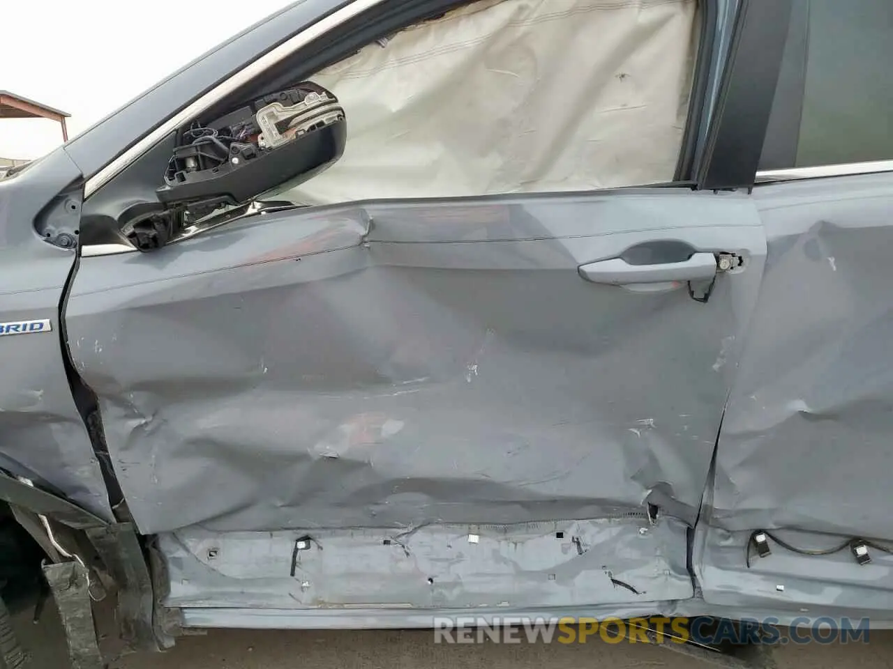 7 Photograph of a damaged car 5J6RT6H84NL009554 HONDA CRV 2022