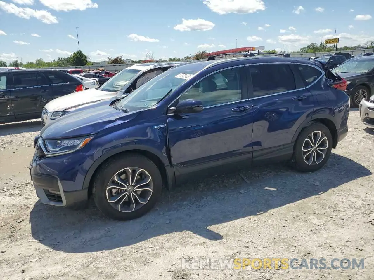 1 Photograph of a damaged car 5J6RT6H88NL053962 HONDA CRV 2022