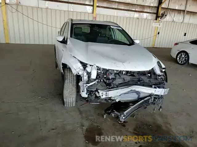 11 Photograph of a damaged car 5J6RT6H90NL053771 HONDA CRV 2022