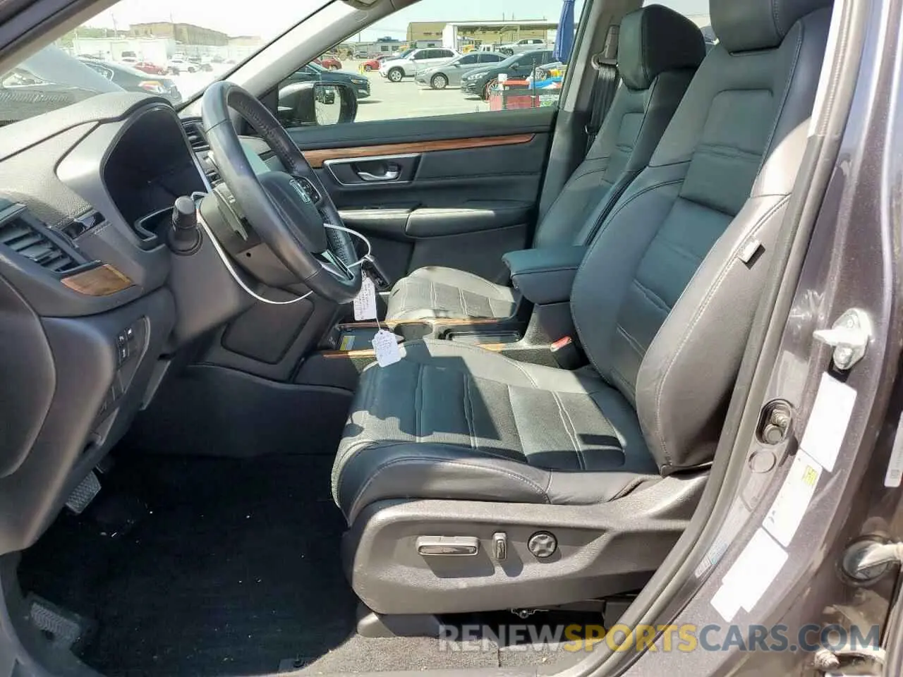 7 Photograph of a damaged car 5J6RT6H92NL038365 HONDA CRV 2022