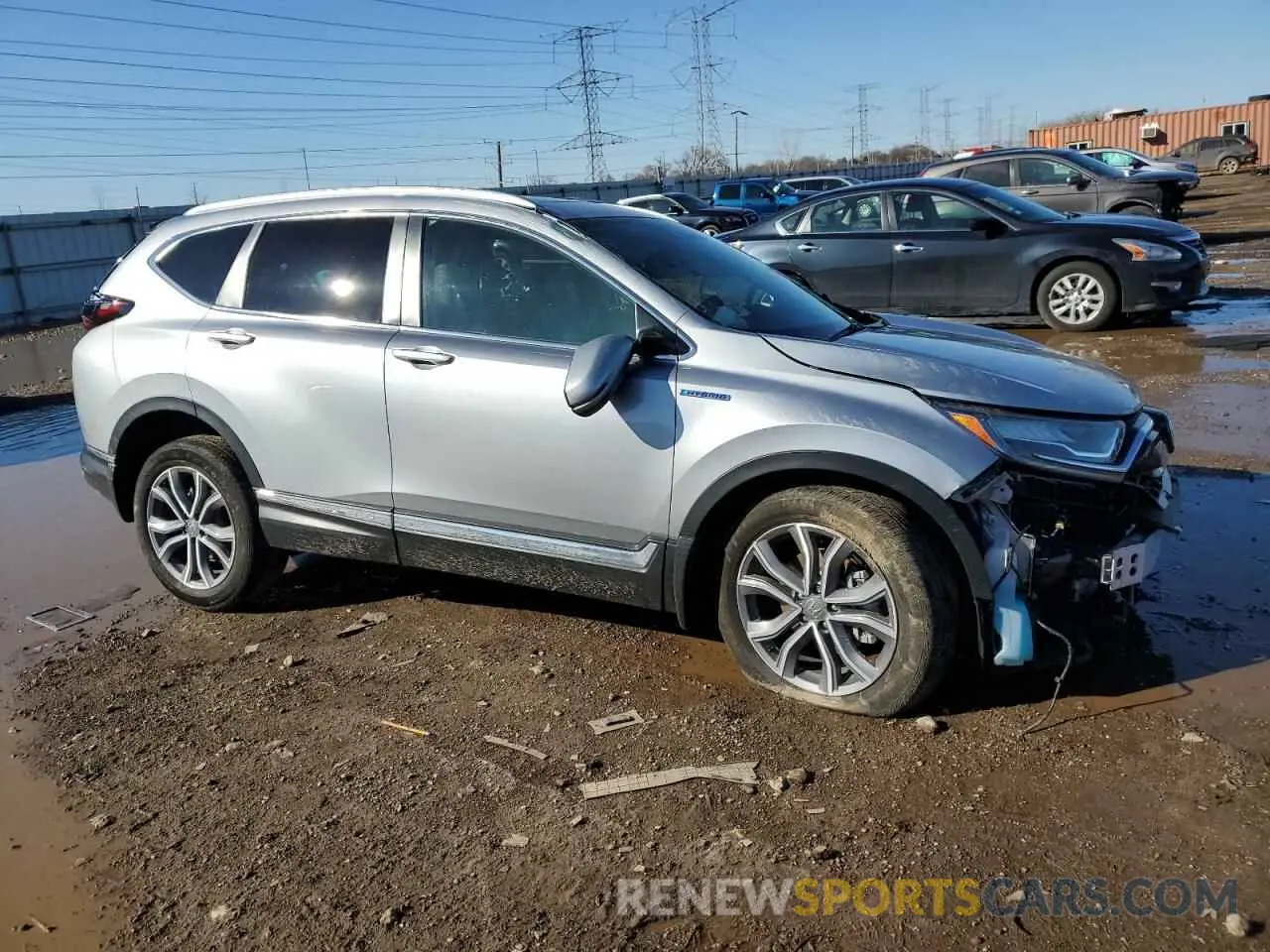 4 Photograph of a damaged car 5J6RT6H98NL046194 HONDA CRV 2022