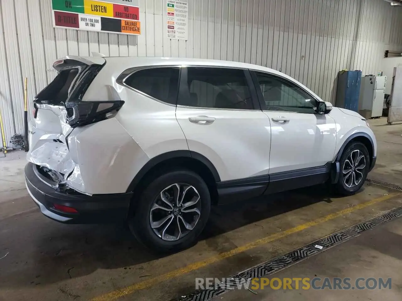 3 Photograph of a damaged car 5J6RW1H85NA004708 HONDA CRV 2022