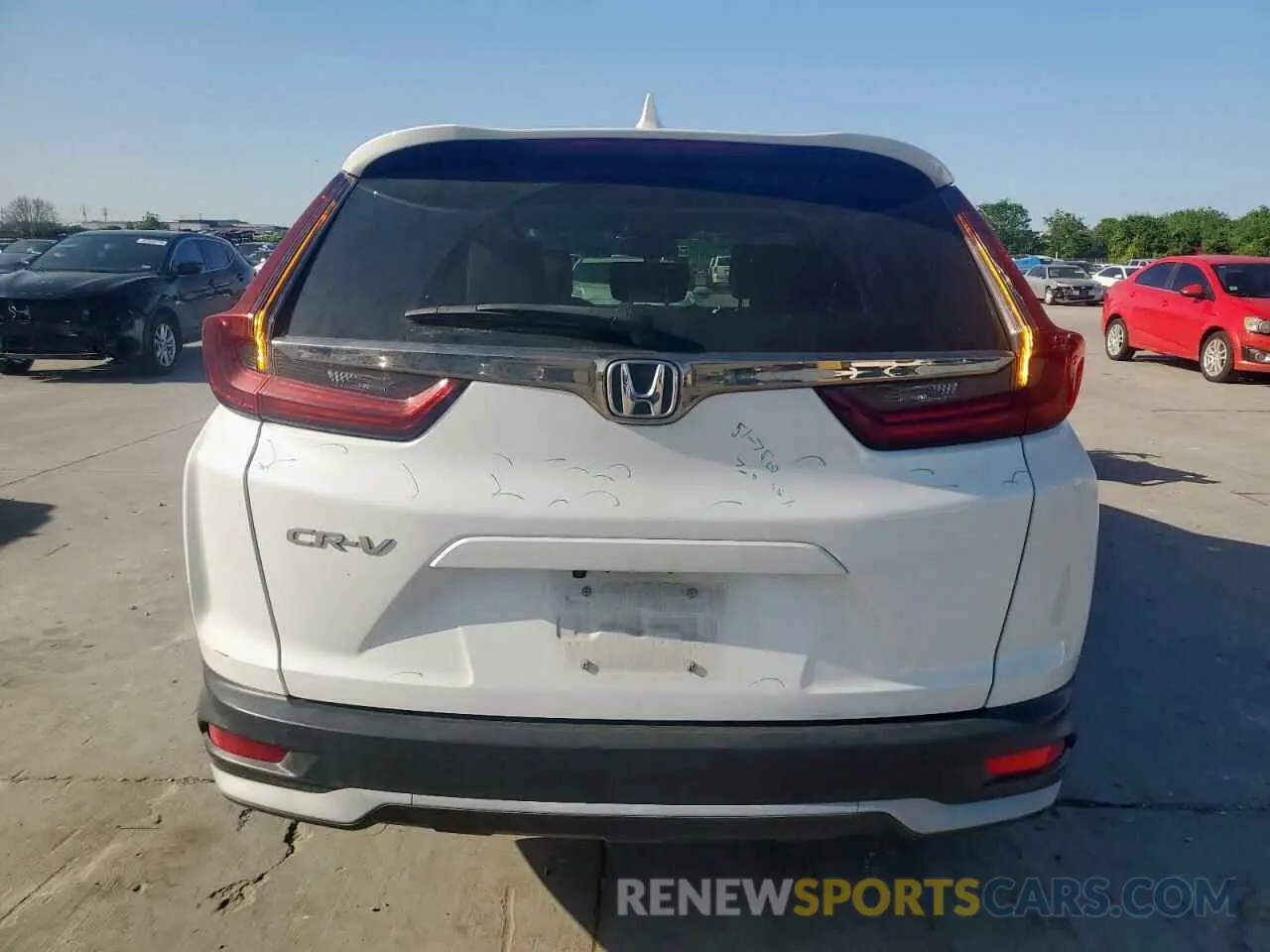 6 Photograph of a damaged car 5J6RW1H86NA004720 HONDA CRV 2022