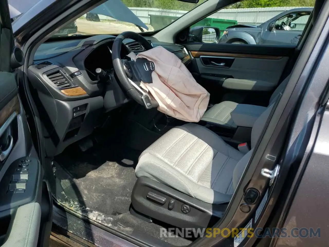 7 Photograph of a damaged car 5J6RW2H50NA007947 HONDA CRV 2022