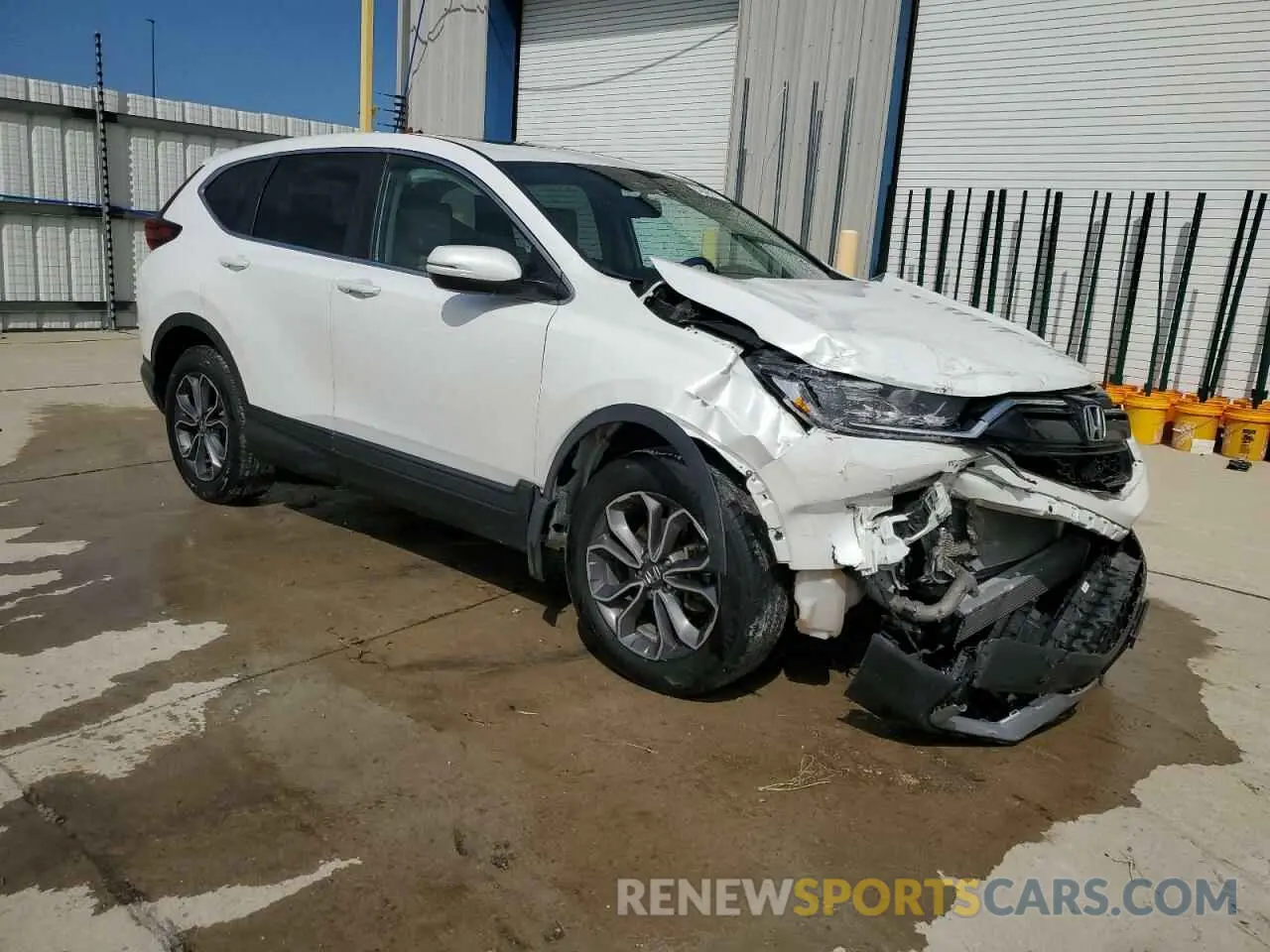 4 Photograph of a damaged car 5J6RW2H84NA005824 HONDA CRV 2022