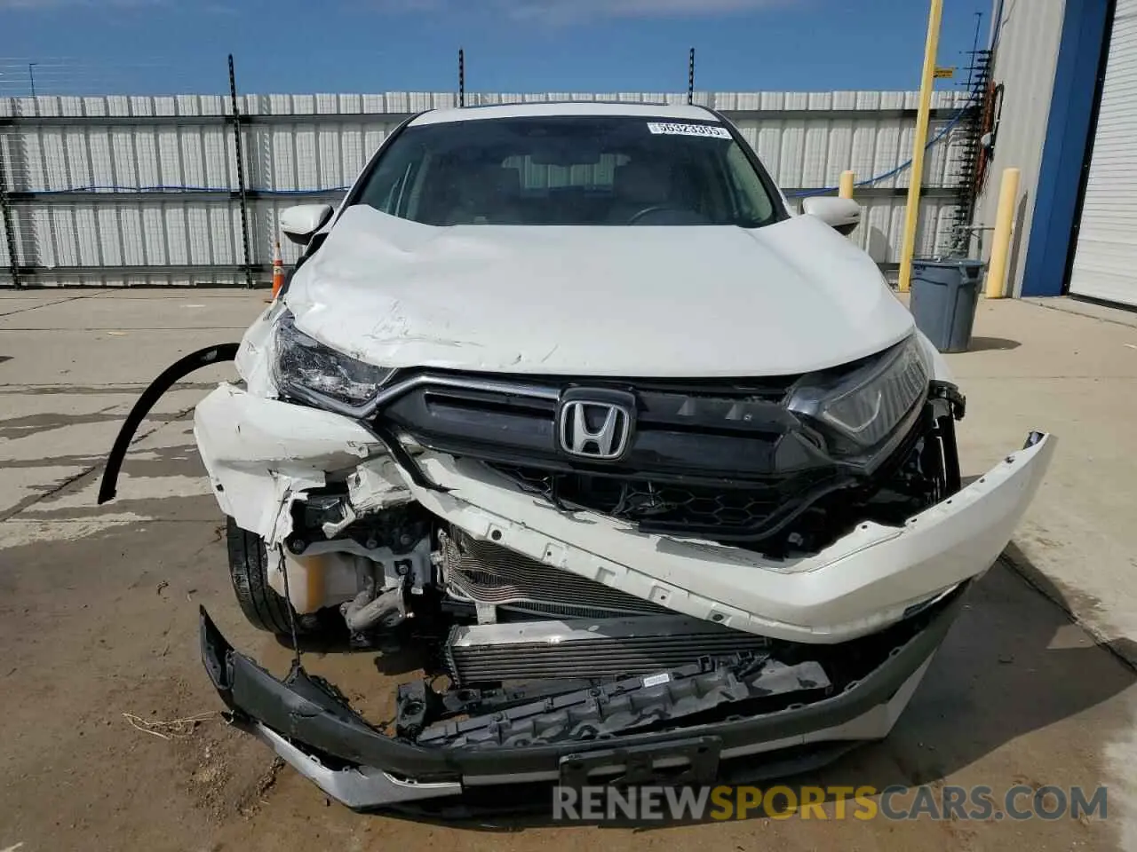5 Photograph of a damaged car 5J6RW2H84NA005824 HONDA CRV 2022