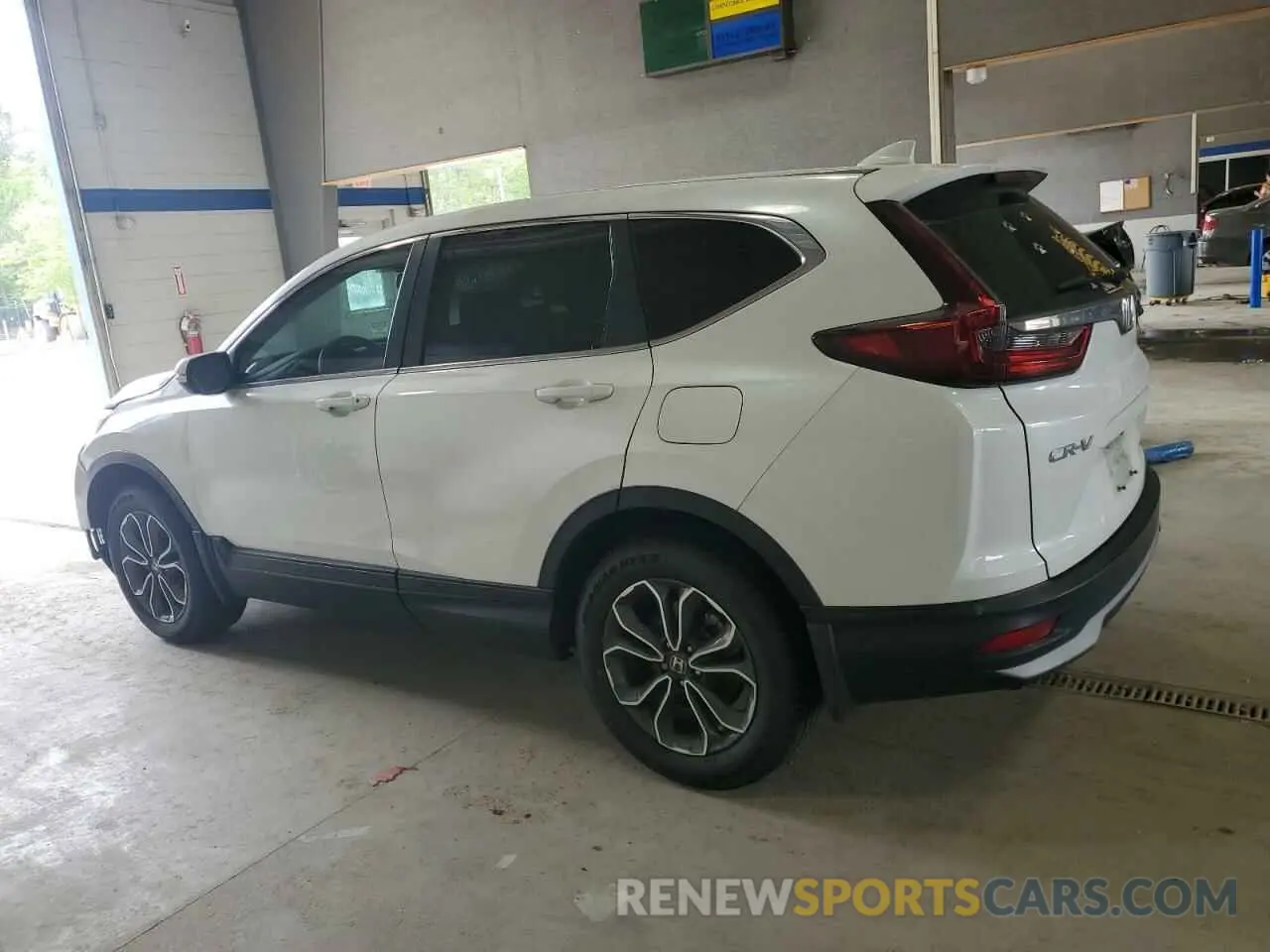 2 Photograph of a damaged car 5J6RW2H86NA005906 HONDA CRV 2022