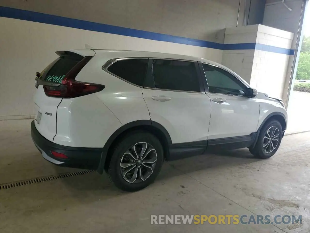 3 Photograph of a damaged car 5J6RW2H86NA005906 HONDA CRV 2022