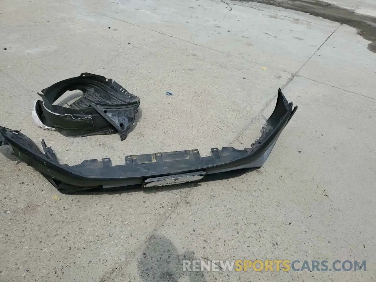13 Photograph of a damaged car 7FARW1H74NE003445 HONDA CRV 2022