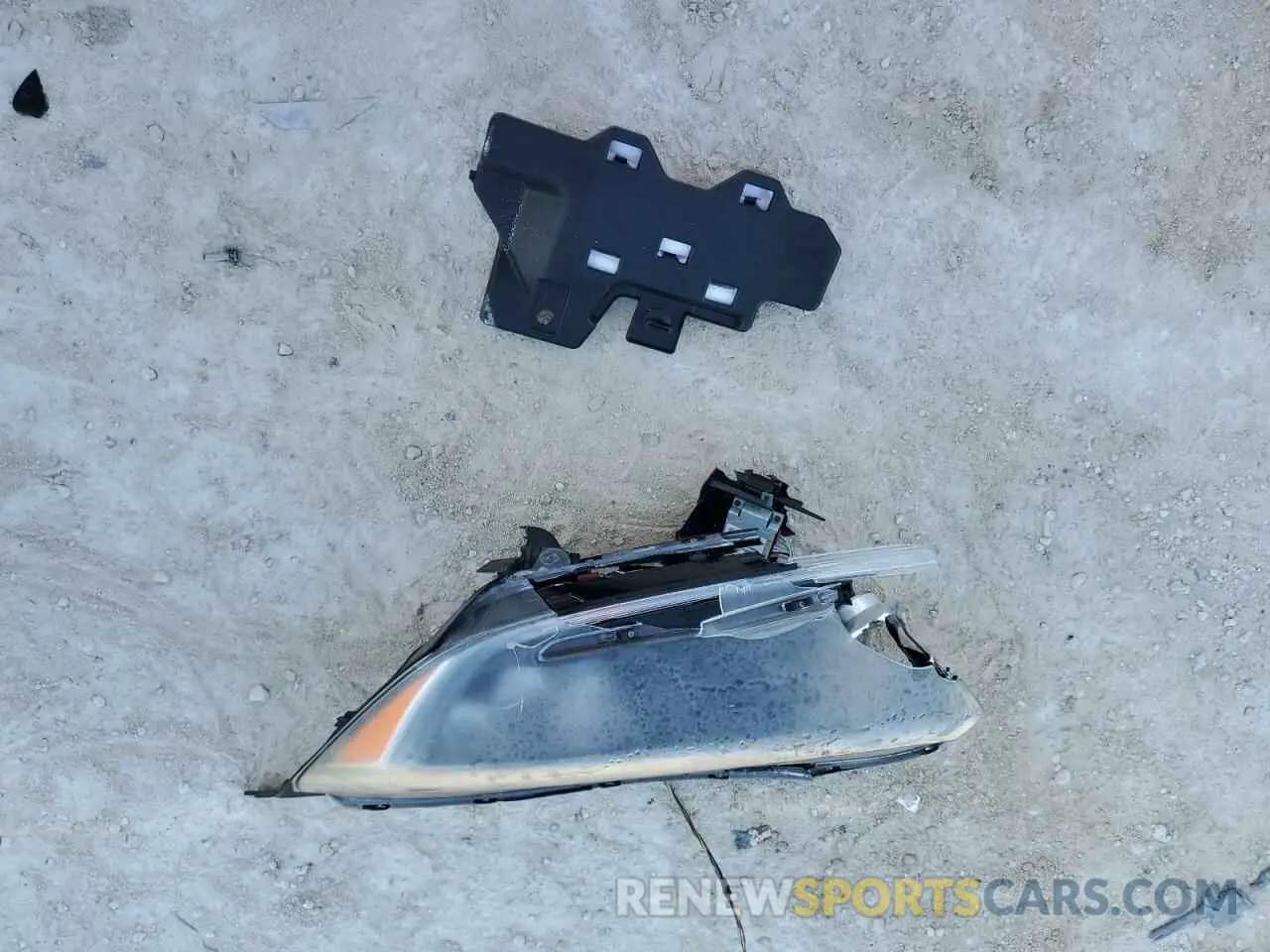 15 Photograph of a damaged car 7FARW1H89NE017592 HONDA CRV 2022