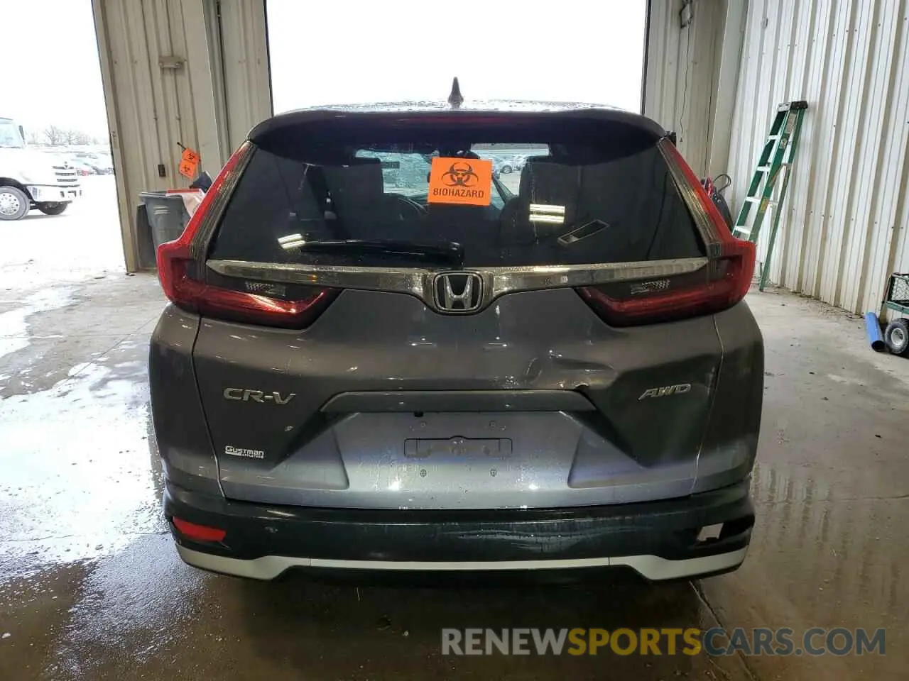 6 Photograph of a damaged car 7FARW2H82NE003748 HONDA CRV 2022