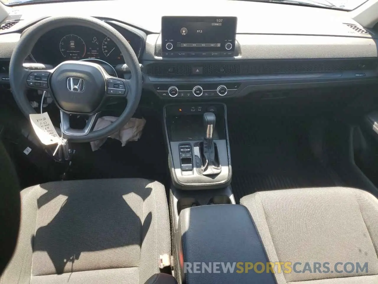 8 Photograph of a damaged car 2HKRS3H20PH001753 HONDA CRV 2023