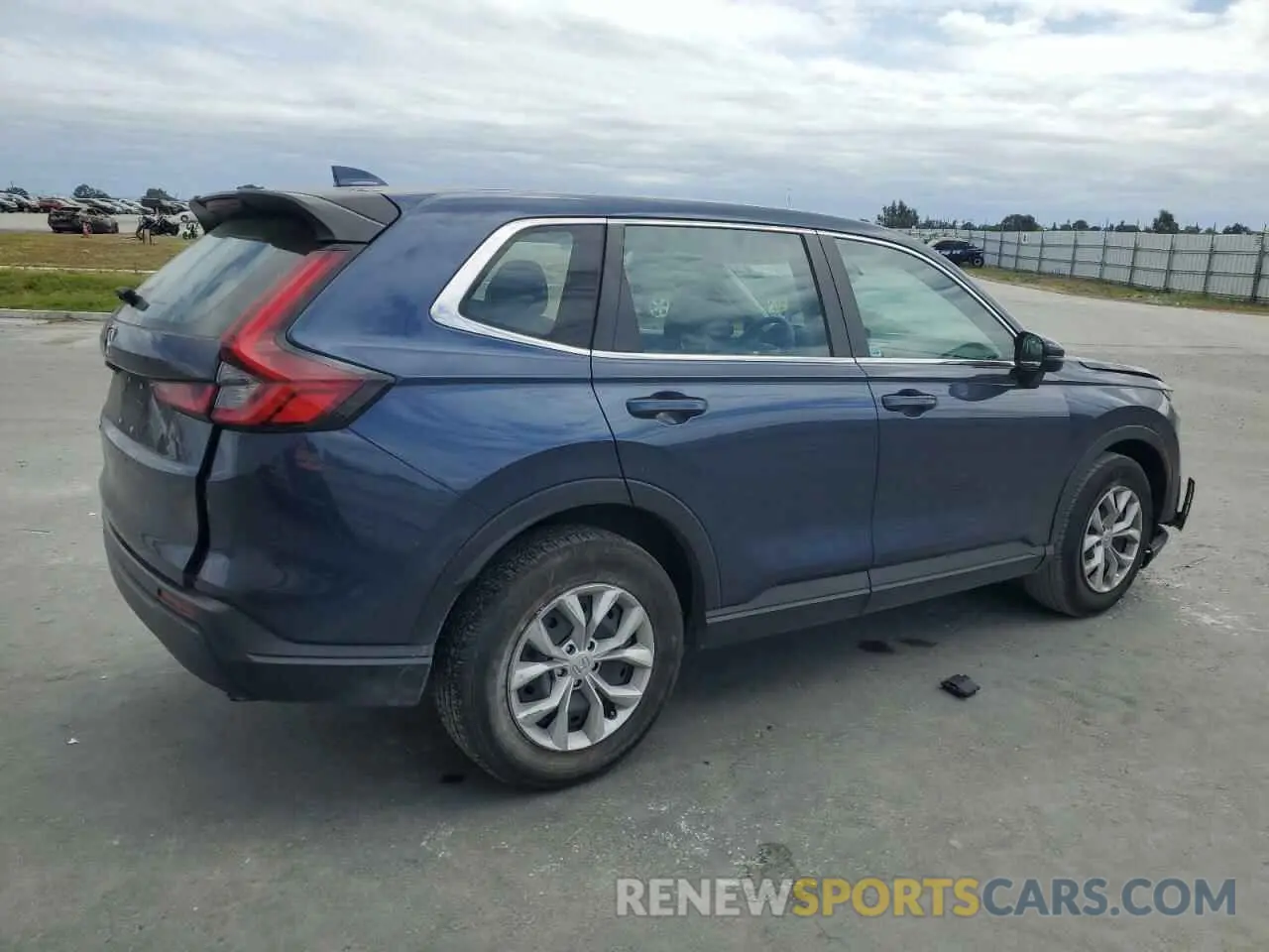 3 Photograph of a damaged car 2HKRS3H22PH308714 HONDA CRV 2023