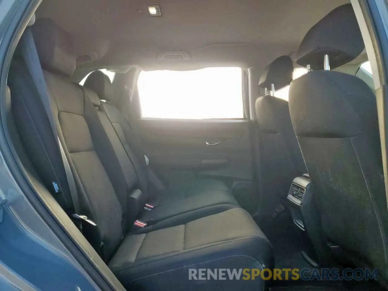 11 Photograph of a damaged car 2HKRS3H25PH304818 HONDA CRV 2023