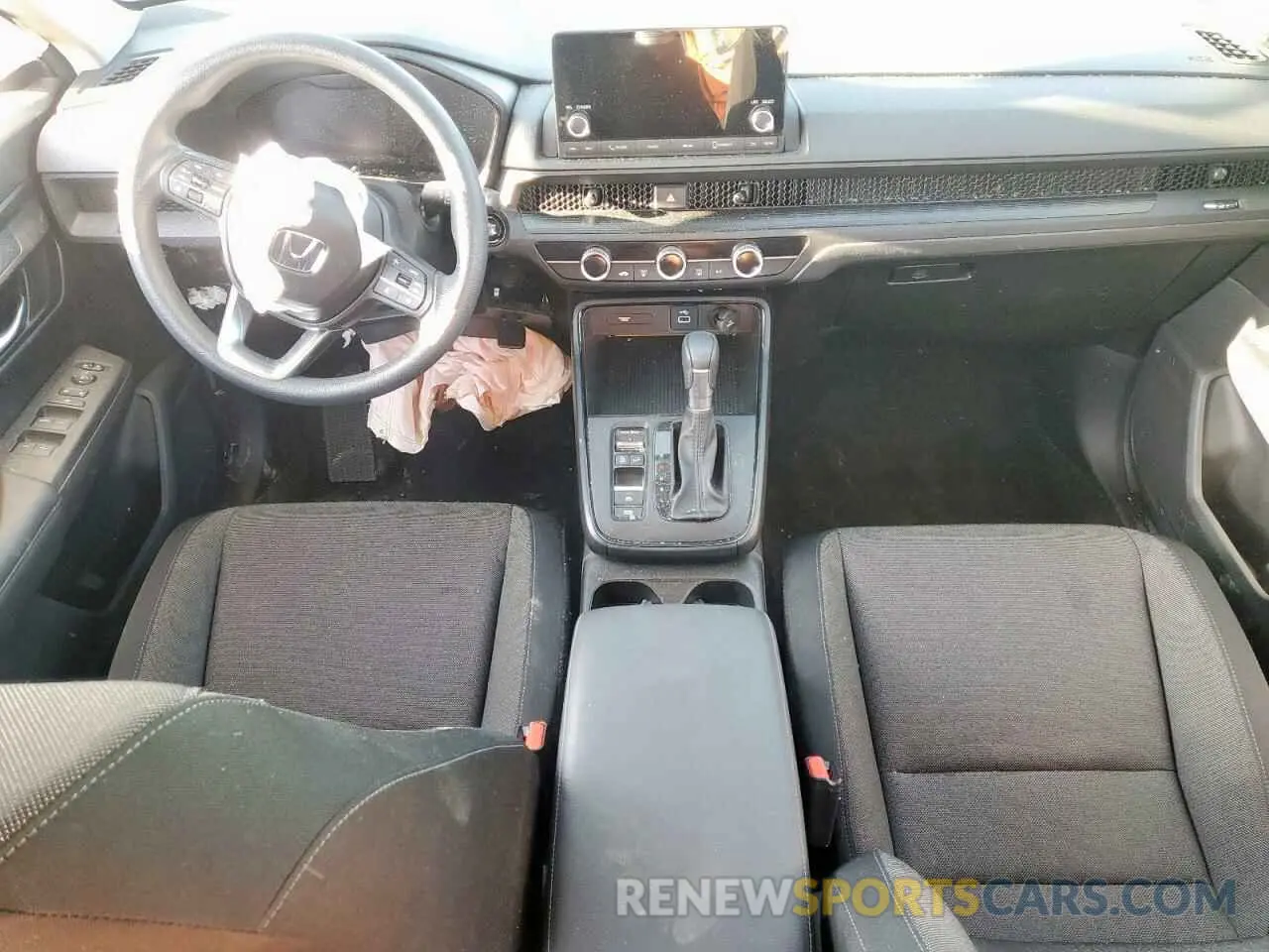 8 Photograph of a damaged car 2HKRS3H25PH304818 HONDA CRV 2023