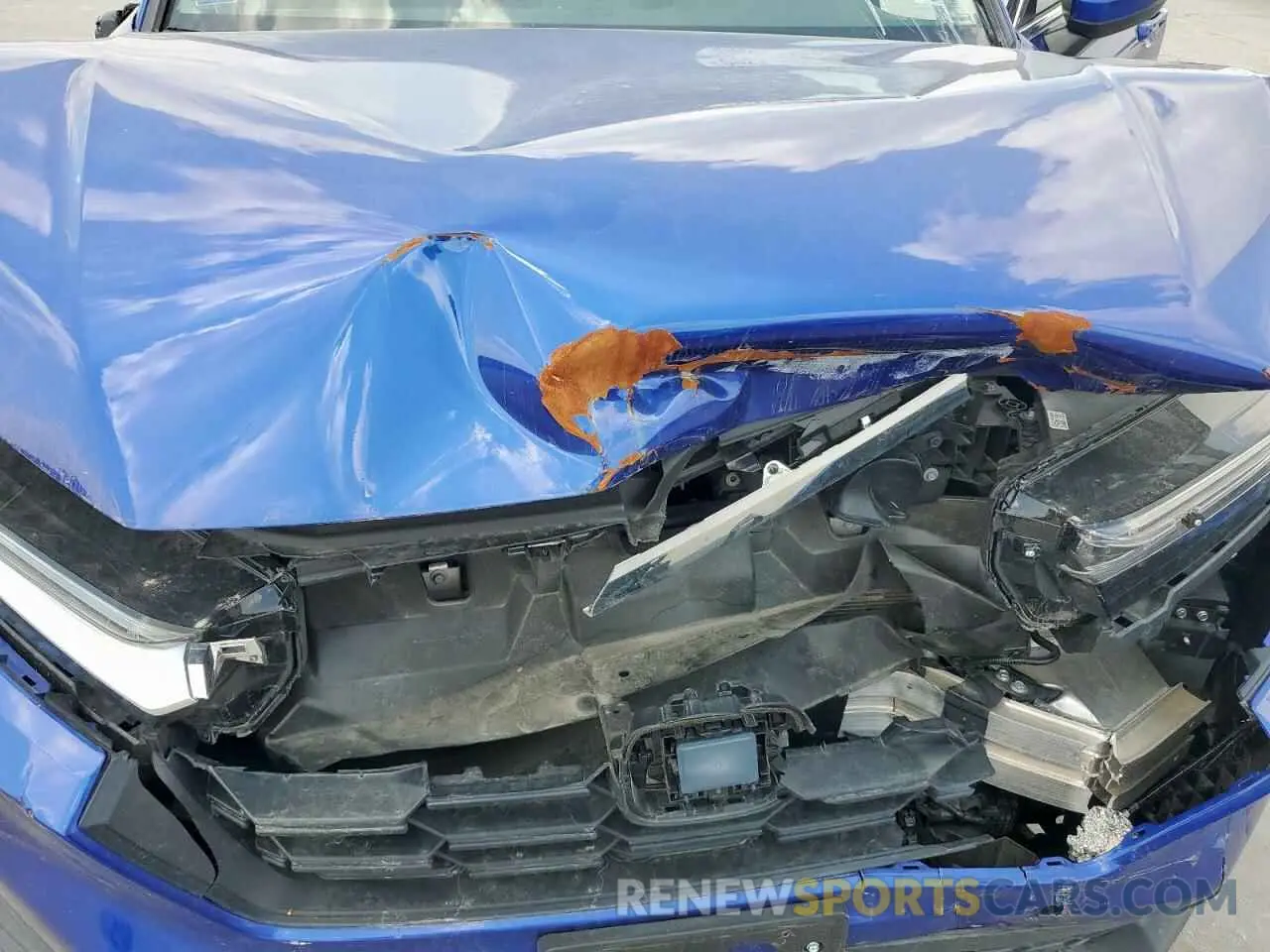 11 Photograph of a damaged car 2HKRS3H26PH305038 HONDA CRV 2023