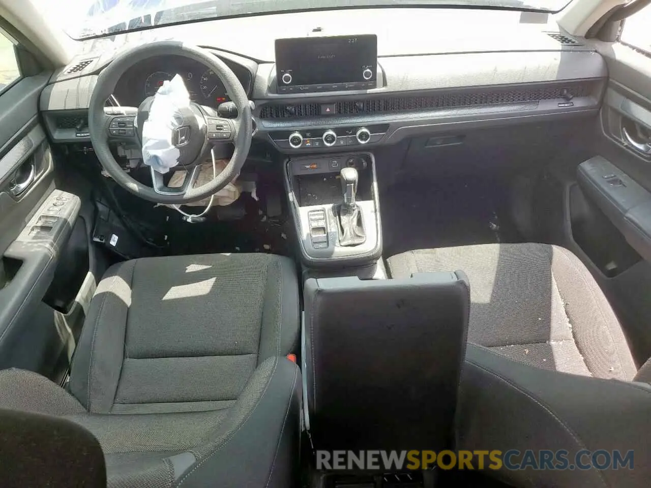 8 Photograph of a damaged car 2HKRS3H26PH305038 HONDA CRV 2023