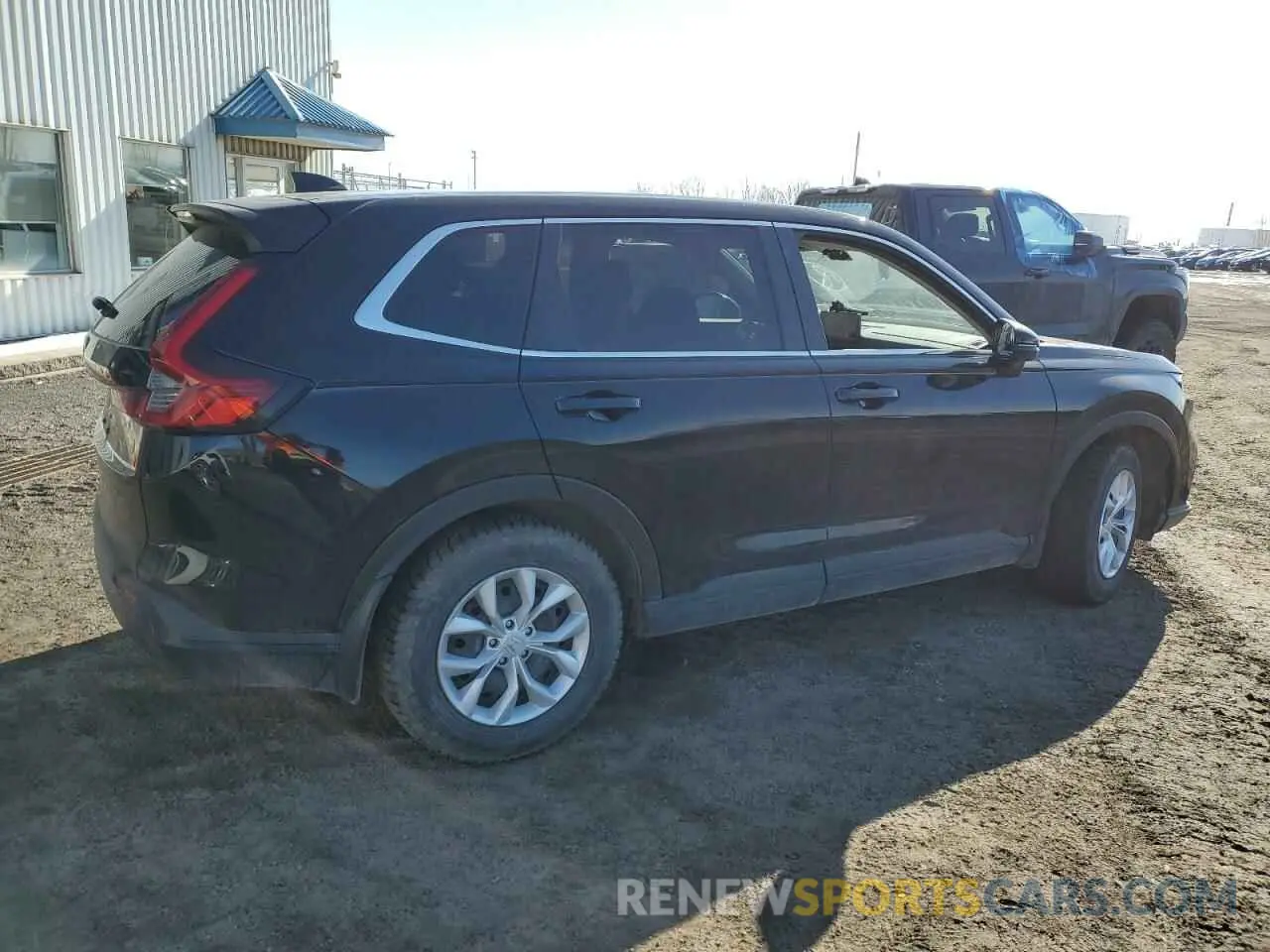 3 Photograph of a damaged car 2HKRS3H28PH000849 HONDA CRV 2023