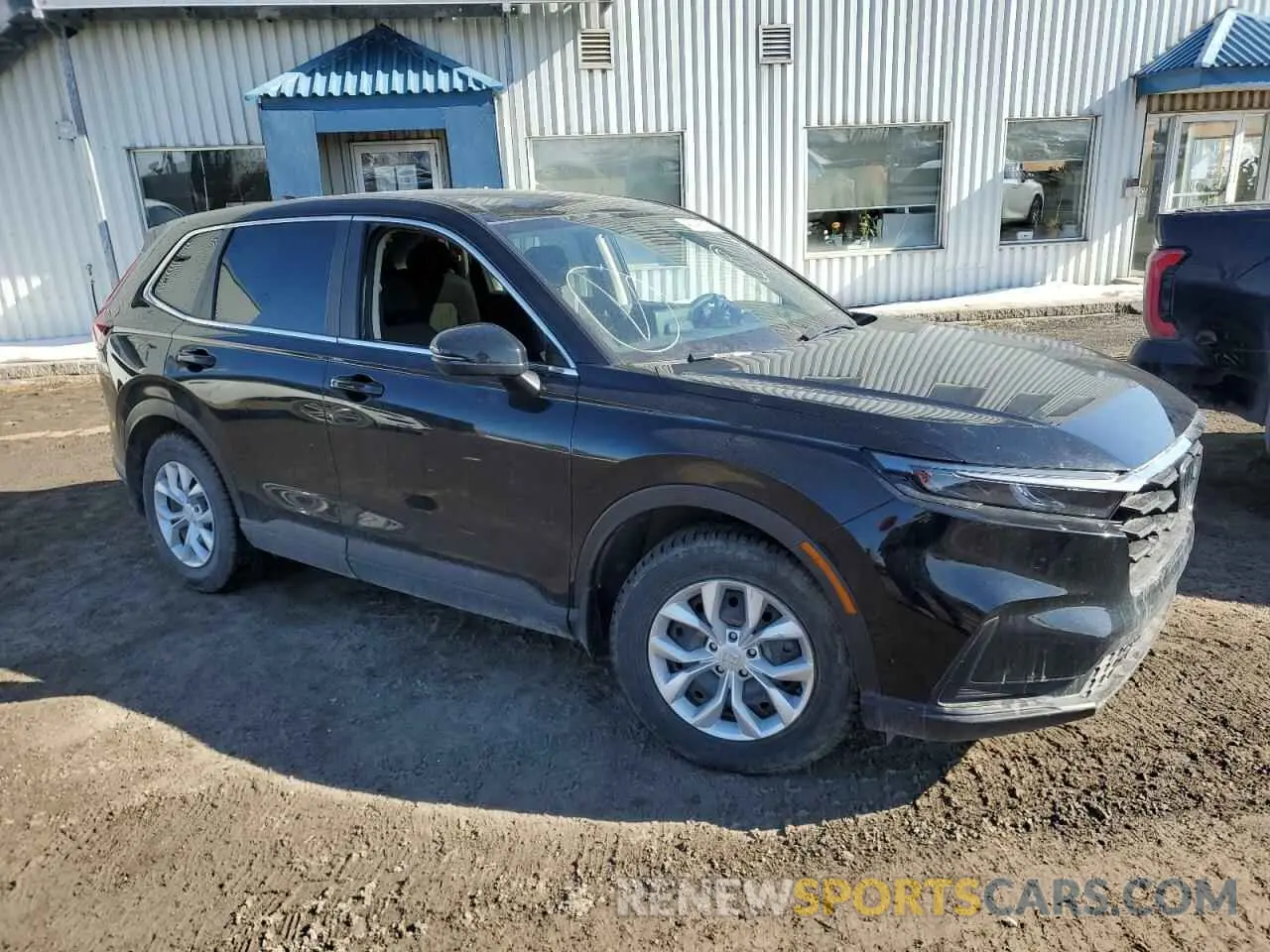 4 Photograph of a damaged car 2HKRS3H28PH000849 HONDA CRV 2023