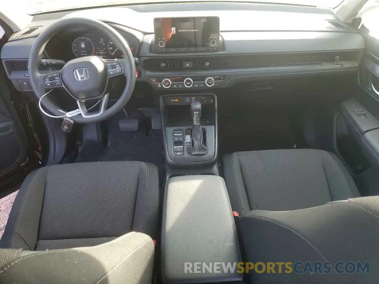 8 Photograph of a damaged car 2HKRS3H43PH303667 HONDA CRV 2023